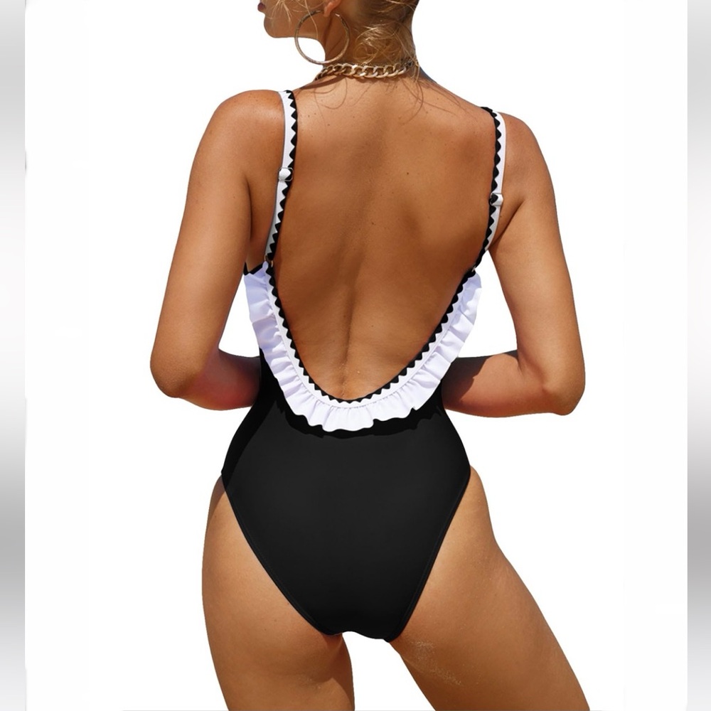 Verdusa Women's One Piece Swimsuit